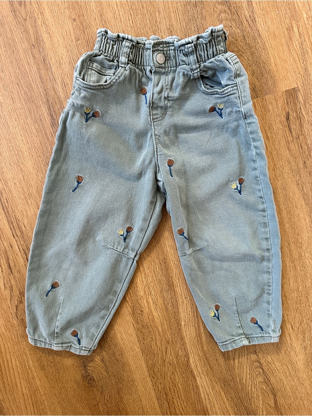 ZARA 💚 Green Denim Floral Embroidered Barrel Leg Pants w Elastic Waist 4T / 4Y